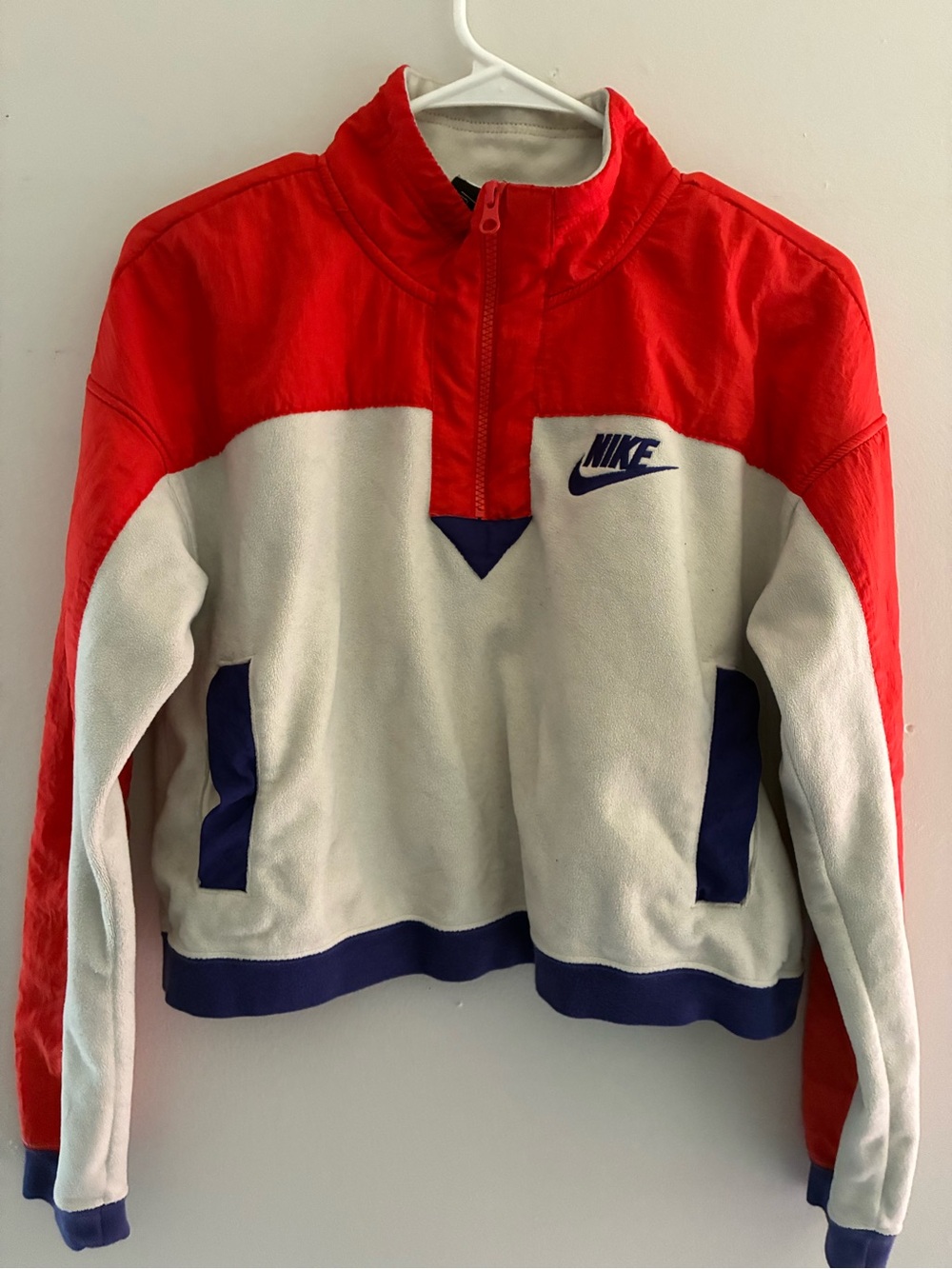 Nike Sportswear Colorblock Half-Zip Fleece Pullover | Women’s Small